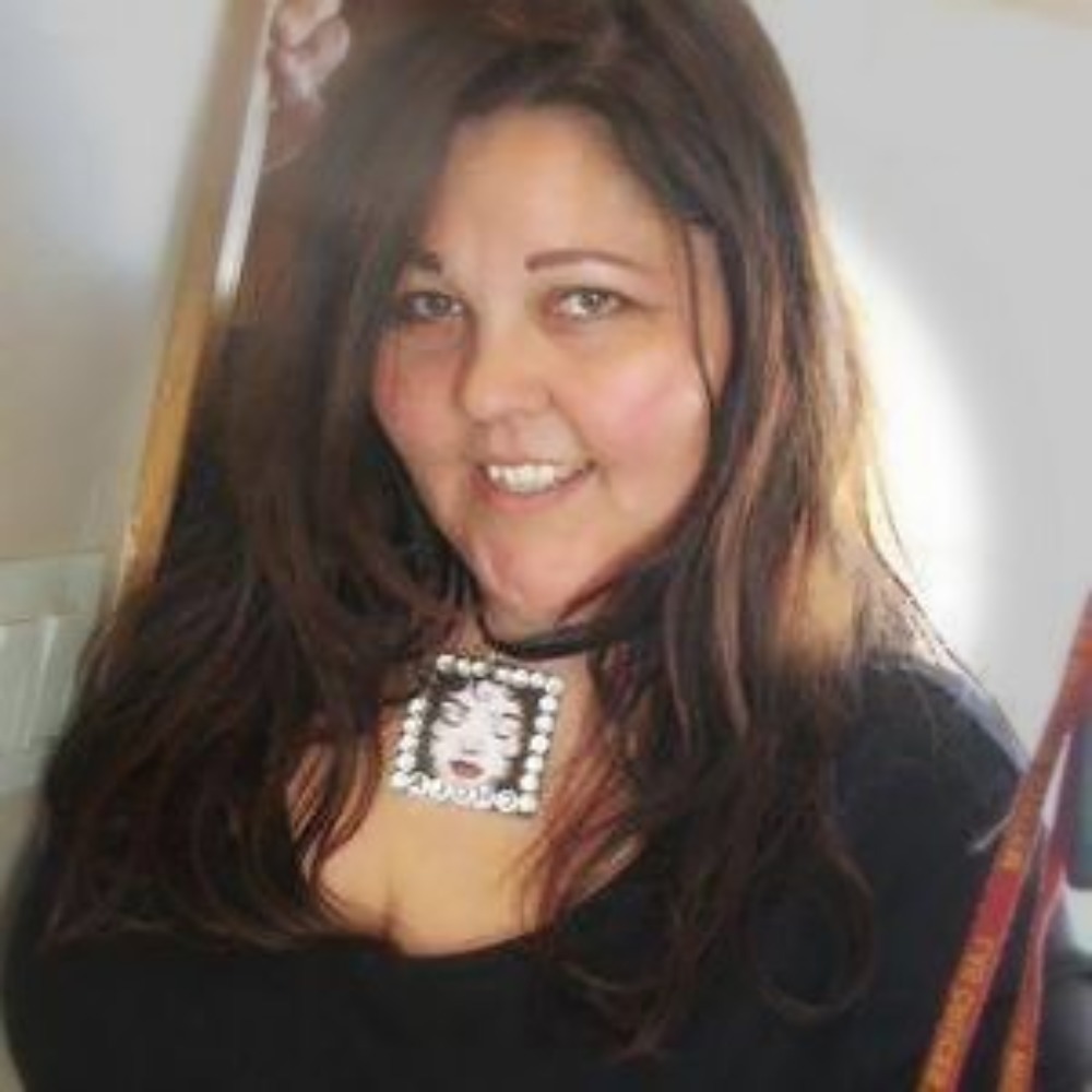 Meet your Posher, Pamela